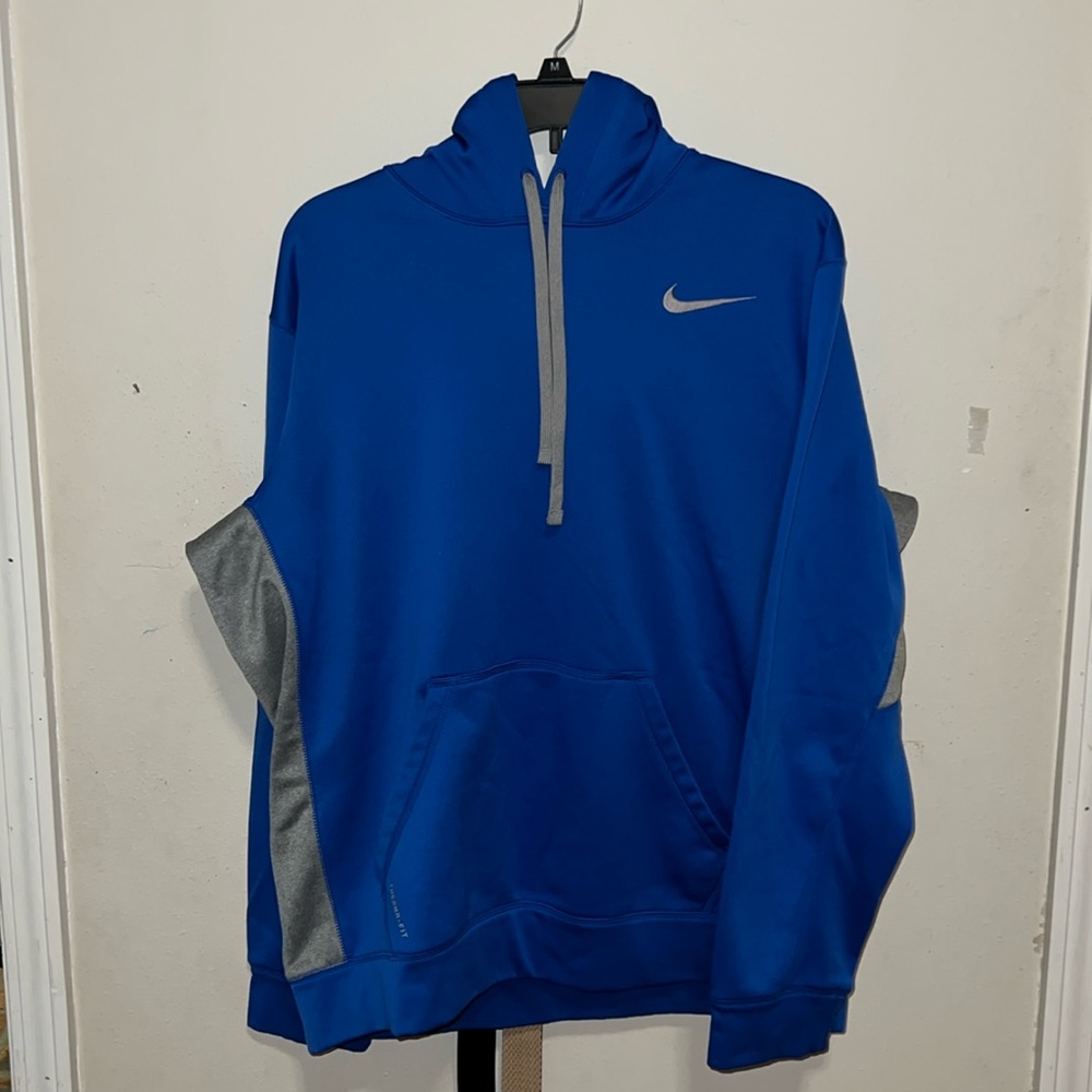 Nike Therma-Fit Hoodie